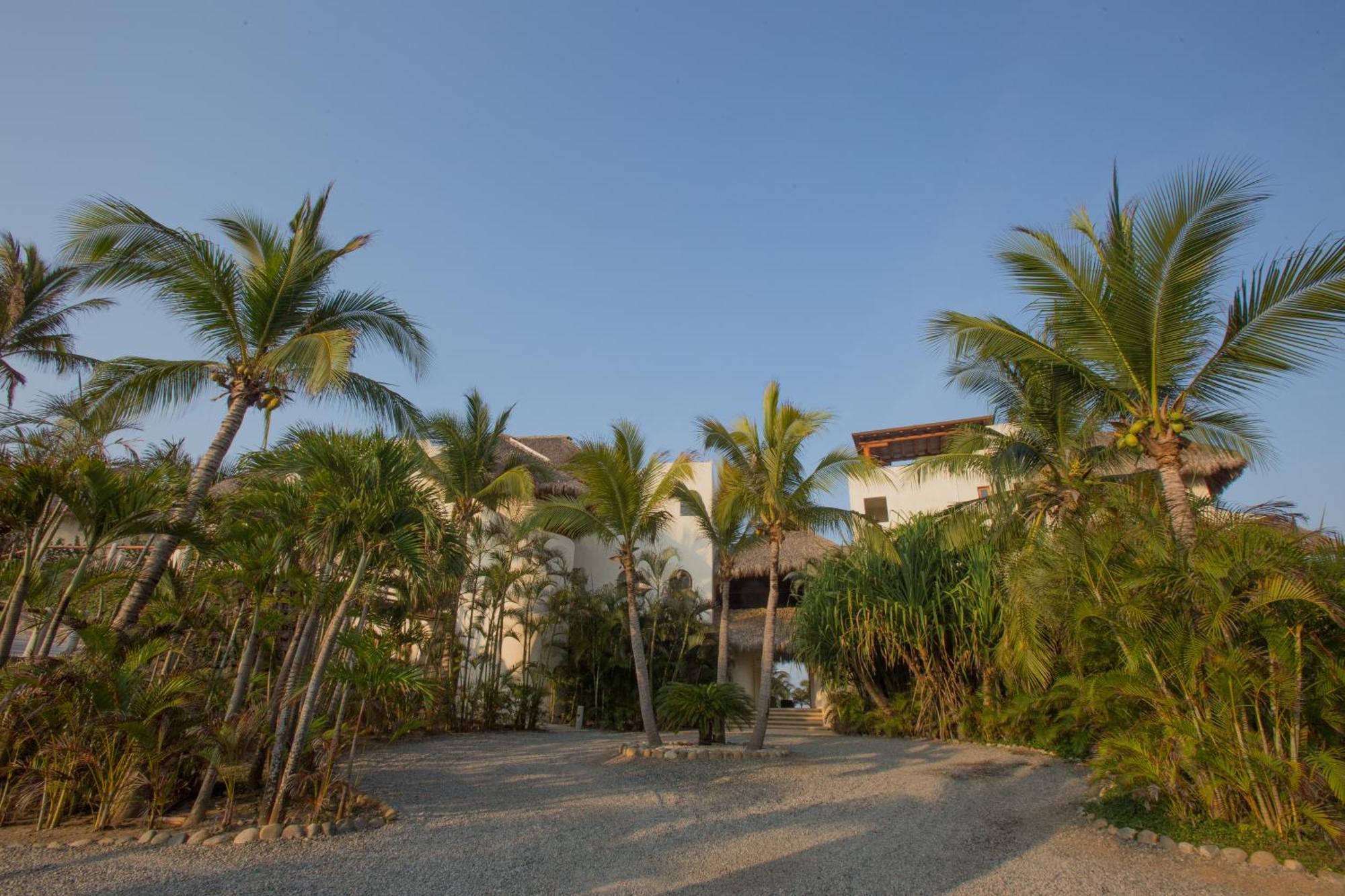 Residences At Las Palmas 锡瓦塔塔内霍 外观 照片